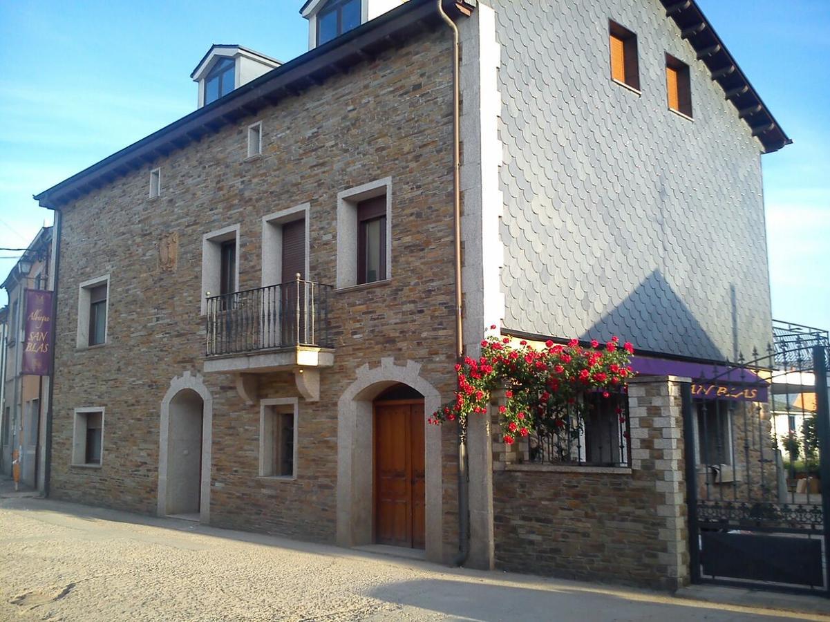 Albergue San Blas Ponferrada Luaran gambar