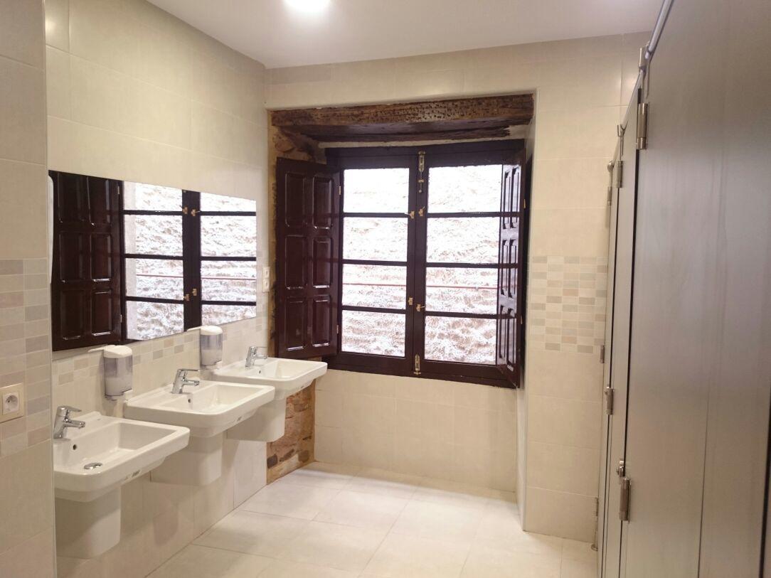 Albergue San Blas Ponferrada Luaran gambar